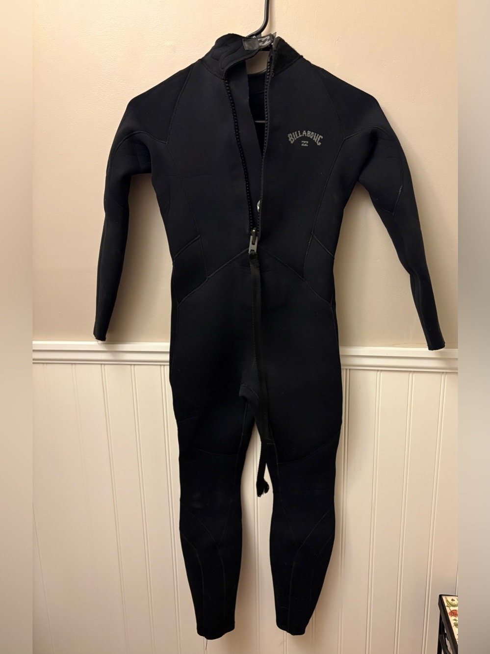 Billabong Black Wetsuit with White Logo